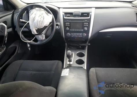 2015 Nissan Altima 2.5 из США, поврежденный, VIN 1N4AL3APXFN921491